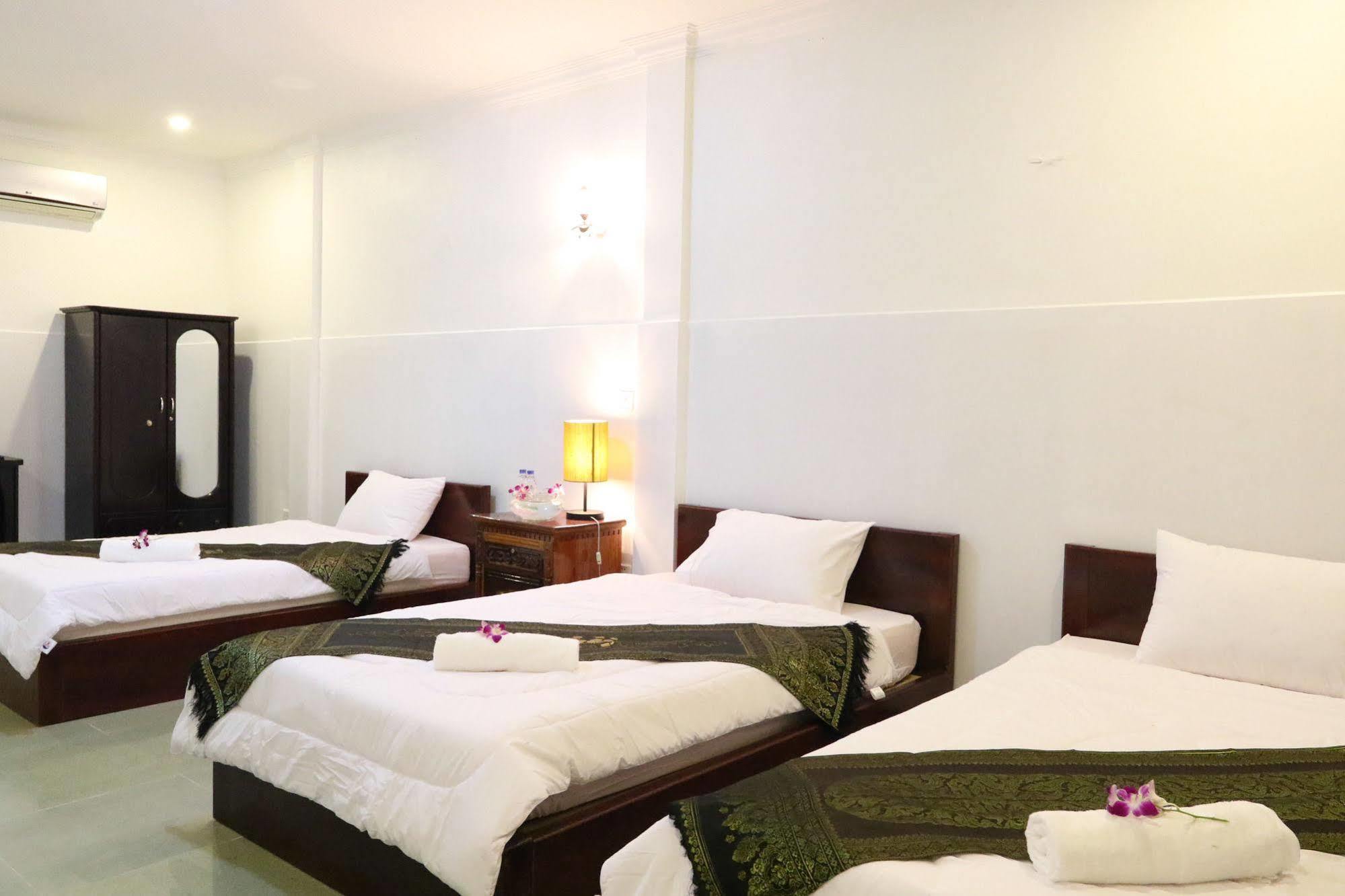 Sky Residence - 50M To Museum And Riverside Phnom Penh Bagian luar foto